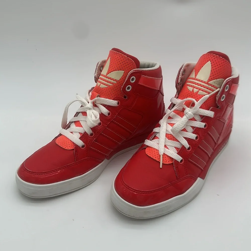 adidas Originals Hard Court Hi Women's Size 7 Red Sneakers